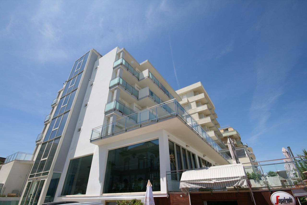 Hotel Excelsior Cattolica Exterior photo